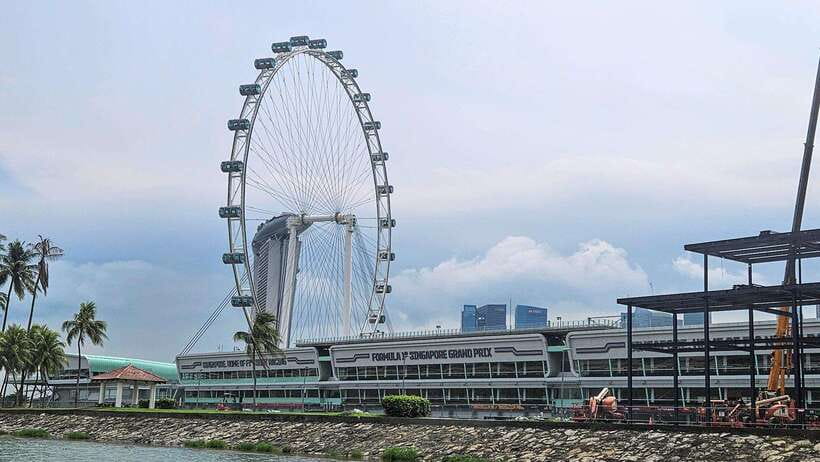 Singapore: Guided City Tour by Amphibious Duck Boat - Who this DUCKtour suits best