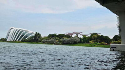 Singapore: Guided City Tour by Amphibious Duck Boat - Where the tour starts: Suntec City and that 30-minute check-in rhythm