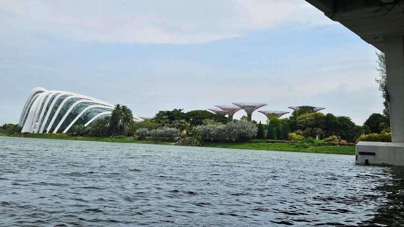 Singapore: Guided City Tour by Amphibious Duck Boat - Where the tour starts: Suntec City and that 30-minute check-in rhythm