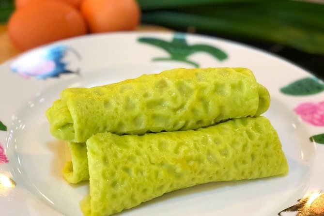 Singapore Market to Table Culinary Experience (Wet Market Tour included) - Breakfast at a coffee shop: learning to order Singapore-style coffee