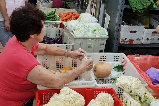 Singapore Market to Table Culinary Experience (Wet Market Tour included) - Should you book this Singapore market-to-table morning?