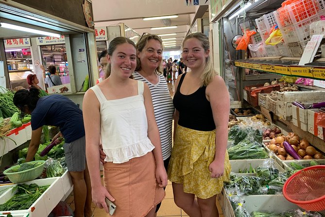 Singapore Market to Table Culinary Experience (Wet Market Tour included) - Wet market tour: turning ingredients into something you can cook
