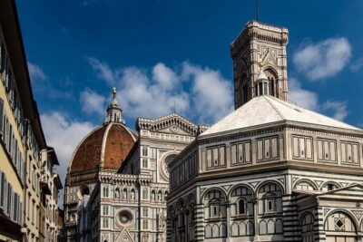 Skip-the-Line Florence Highlights and David Walking Tour - The guided highlights walk: what you really get besides photos