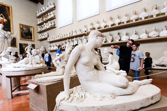 Skip the Line: Florence's Accademia Gallery Priority Entrance Ticket - Where you pick up your ticket: Via Ricasoli 41
