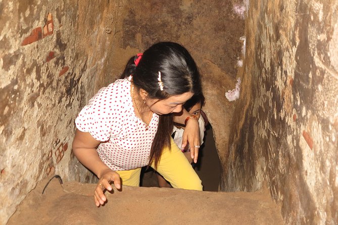 Small-Group 1-Day Tour: Cu Chi Tunnels & Mekong Delta - Mekong Delta cruising from My Tho: boats, islands, and local flavor