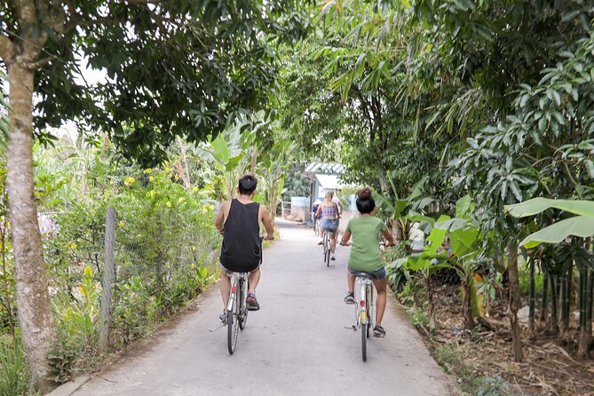 Small-group Mekong Floating Market Day Trip from Ho Chi Minh City - Group Size and How the Day Feels in Motion