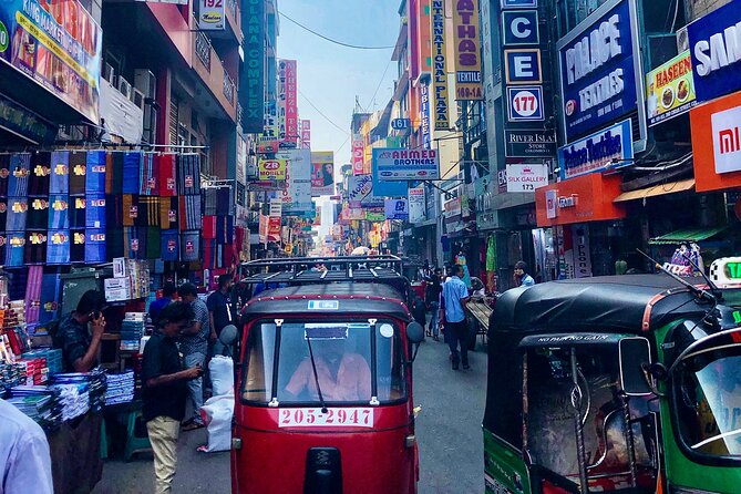 Sri Lanka Personal Tour Driver in private vehicle - Kandy: culture, temples, and hill-country travel days
