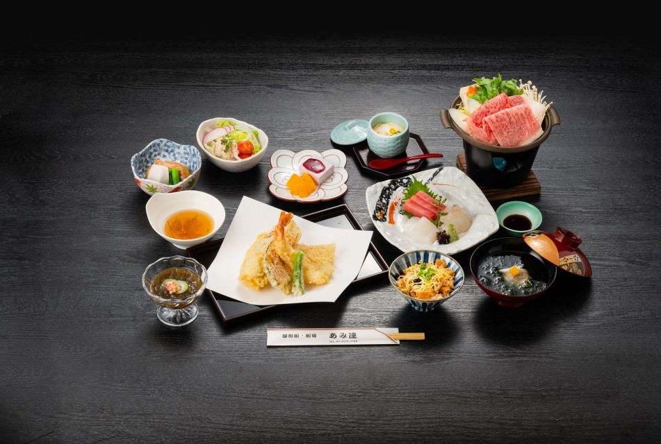 Sumida River: Japanese Traditional Yakatabune Dinner Cruise - Tokyo Skytree Stop: When the Night Becomes a Backdrop