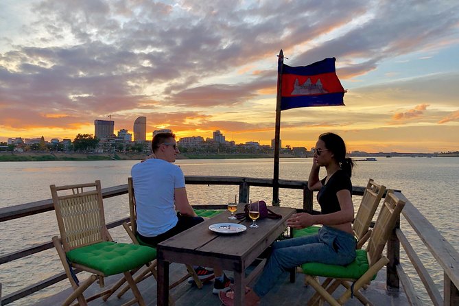 Sunset Cruise with unlimited beer & soft drinks -English speaking guide on board - What you’re really paying for: open-bar ease plus a fruit platter