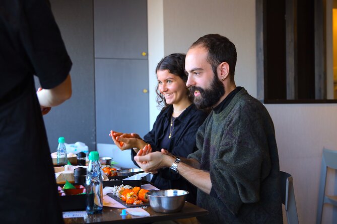 Sushi Making Tokyo! Popular Maki Sushi & Japanese Sushi（+Recipe!） - Small group energy: easier to get help