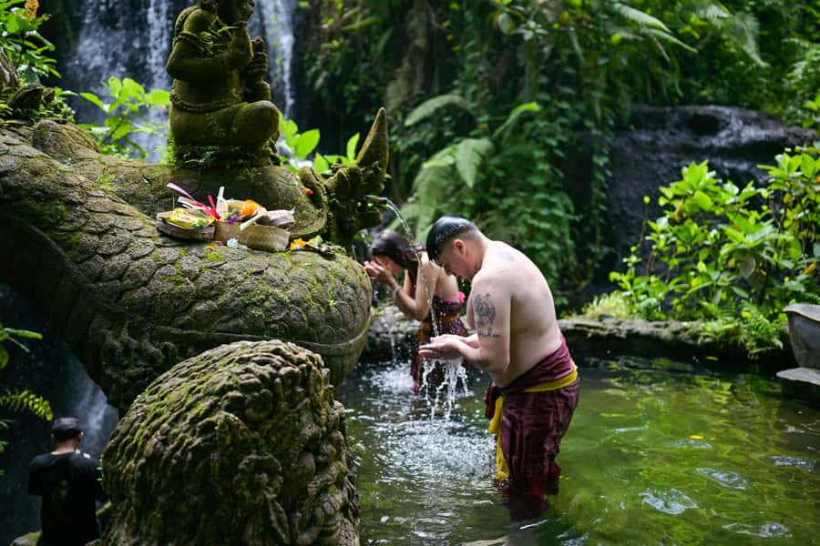 Taman Beji Griya Waterfall: Holy Bathing/Soul Retreat Ritual - Getting there from Ubud and beyond: transfers, timing, and the pace
