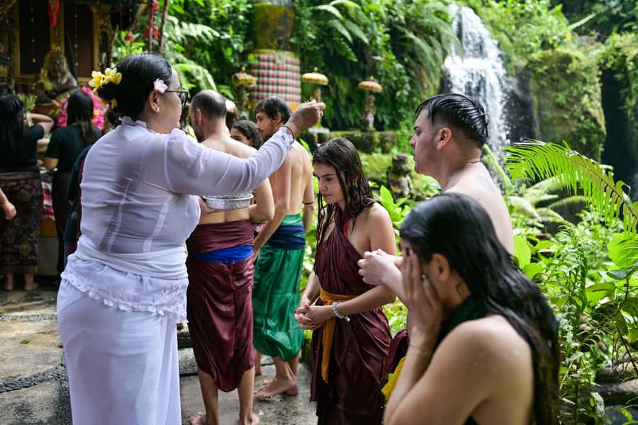 Taman Beji Griya Waterfall: Holy Bathing/Soul Retreat Ritual - Inside the ceremony: what the guide helps you understand