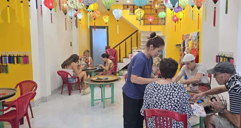 The Lantern Lady: Traditional Lantern Class in Old Town - The River Moment If You Choose the Paper Lantern