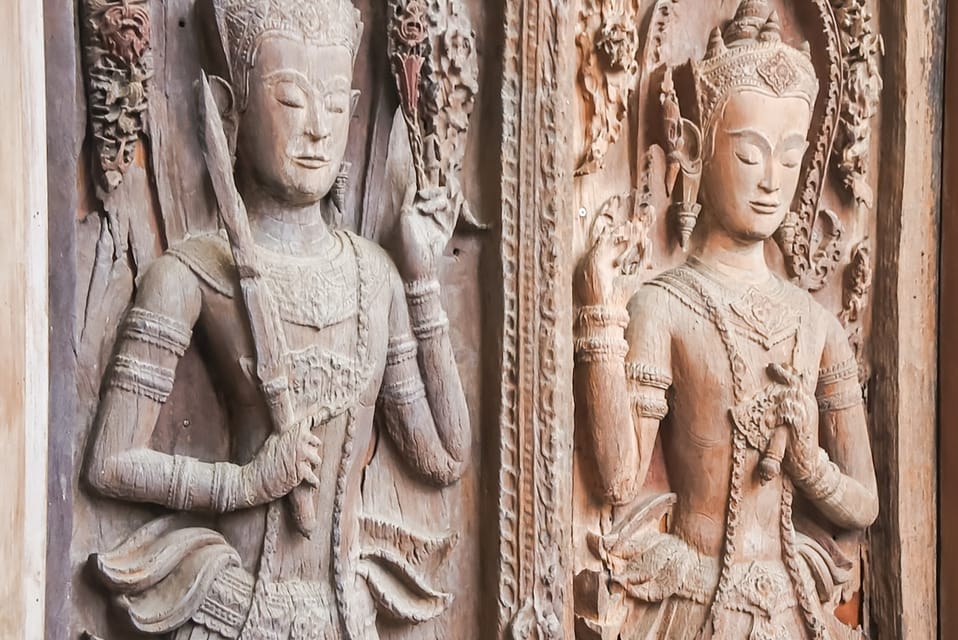 The Old Siam: Ayutthaya Temples Small Group Tour with Lunch - Practical Tips: Dress Code, Bags, and Staying Comfortable