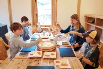 The Original Small-Group Sushi Making Class in Kyoto - The 1.5-hour flow: rice, nigiri, and maki in a small classroom