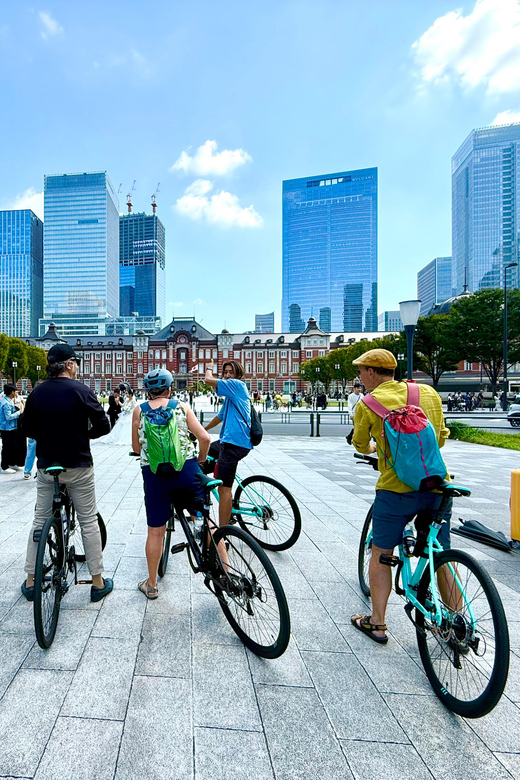 Tokyo: 3-Hour Bike or E-Bike City Highlights Tour - Hibiya Park: the short breath before the big sights
