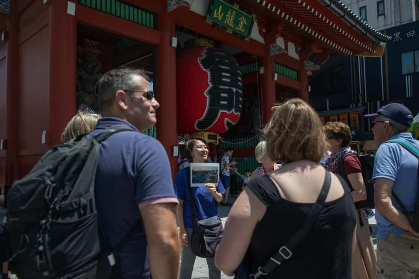 Tokyo: Asakusa Walking Tour with Sensoji Temple Visit - Meeting at Kaminarimon: how the walk sets your tone