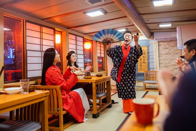 Tokyo Bay Yakatabune Dinner/Day Cruise with Japan Show and Drinks - Live performance on a yakatabune: the music atmosphere