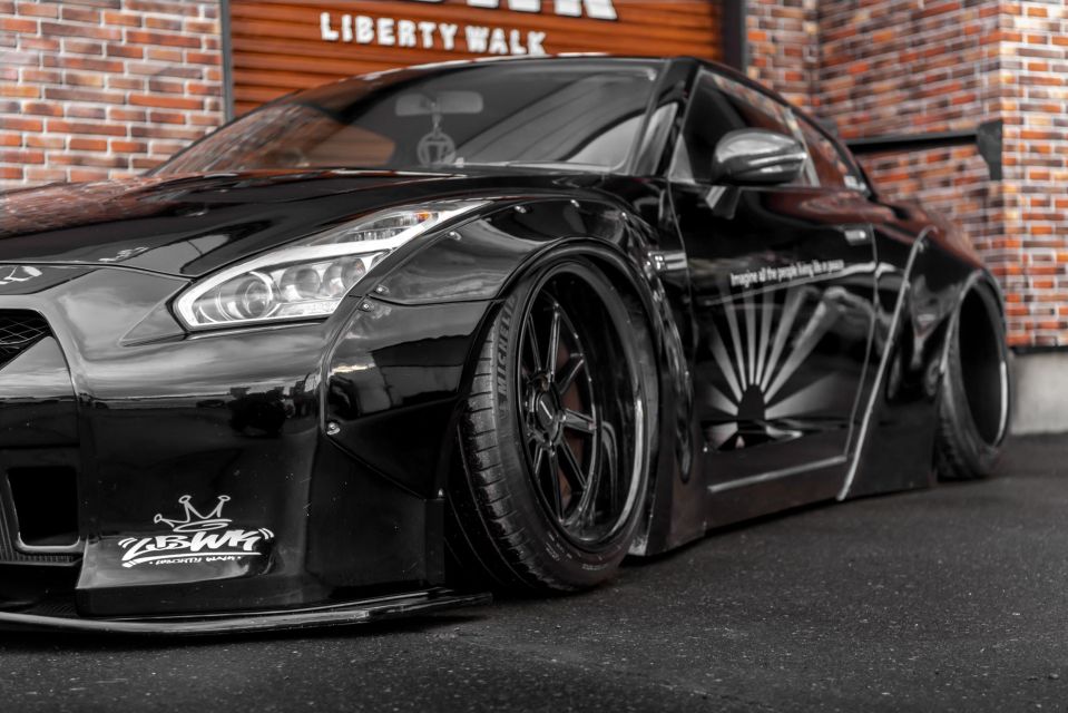 Tokyo Drift: GT-R Car Club R35 Liberty Walk Daikoku meeting - Price and what $240 actually buys (membership, not a taxi)