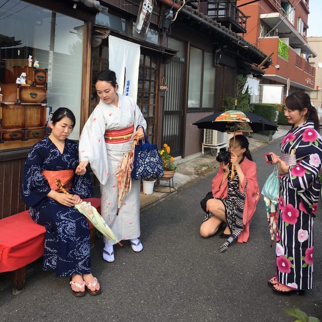 Tokyo: Kimono Dressing, Walking, and Photography Session - Dressing With Care: From Accessories to the Final Look