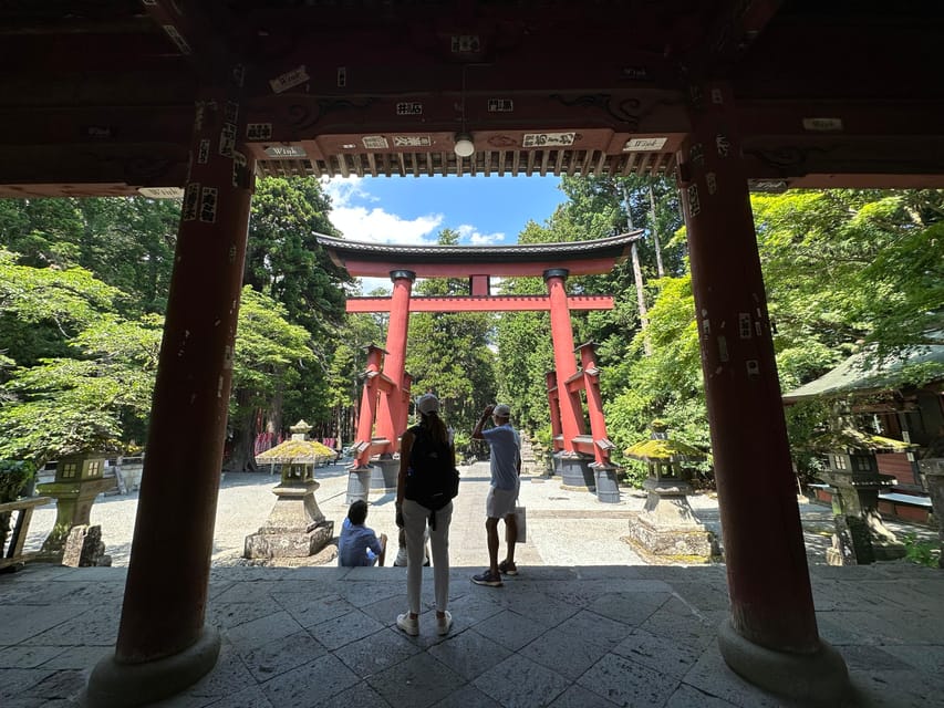 Tokyo: Mount Fuji and Hakone Private Sightseeing Day Trip - What you pay for: the value of private transport and the fees you must budget