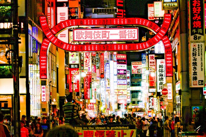 Tokyo Night Foodie Tour in Shinjuku - Seasonal Sushi, Wagyu Beef - Stop 5: Nishishinjuku dessert or drink to seal the win