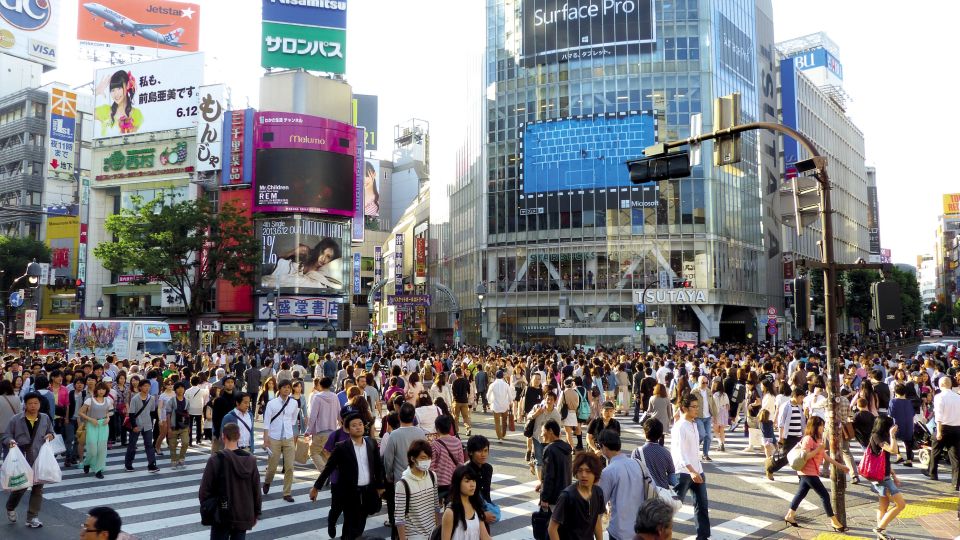 Tokyo: Private Walking Tour with a Local - How the route gets chosen: no fixed plan, just your interests