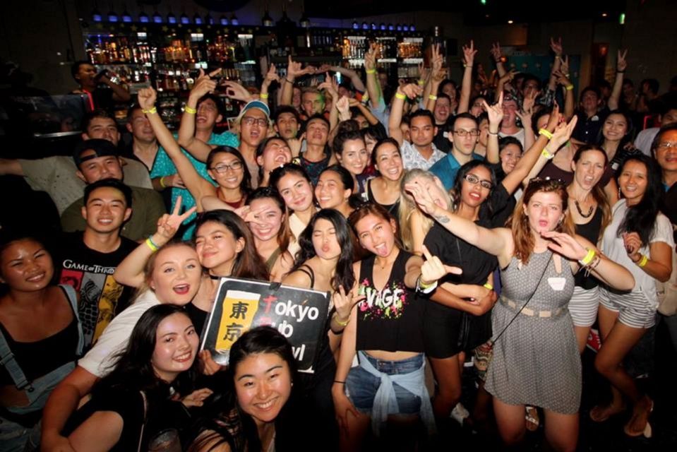 Tokyo: Pub Crawl and Bar Tour - Roppongi Nightlife Without Planning: The 5-Hour Flow