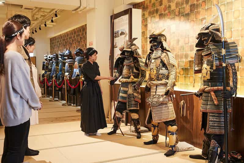 Tokyo: Samurai Ninja Museum Guided tour and Experience - Throwing shuriken: the fun finale (and why it’s worth the ticket)