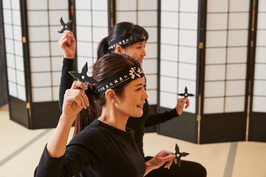 Tokyo: Samurai Ninja Museum Guided tour and Experience - Samurai armor, helmets, and swords: what you should pay attention to