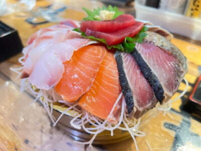 Tokyo: Shinjuku Food Tour (15 Dishes and 4 Eateries) - The Shinjuku “3-zone” format: Golden Gai, Omoide Yokocho, Kabukicho