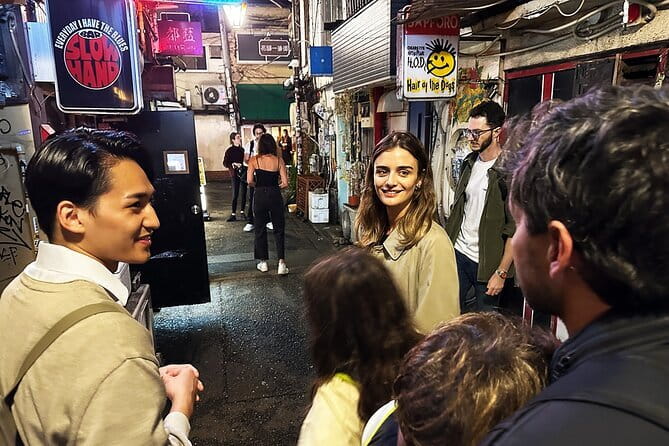 Tokyo: Shinjuku Historical Walking Tour & Secret Backstreets - Key points before you go