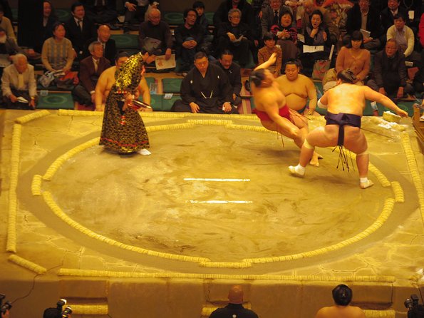 Tokyo Sumo Wrestling Tournament Experience - The seating reality: chair comfort, shoe rules, and view expectations