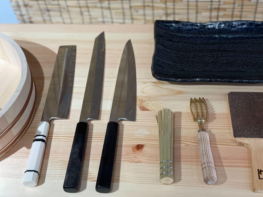 Tokyo: Tsukiji Fish Market Sushi Making Class with Pro Chef - Key Highlights