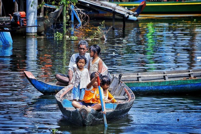Tonle Sap Lake & Kampong Phluk Village Half-Day Tour - Boat rides and what “sharing” means for your comfort