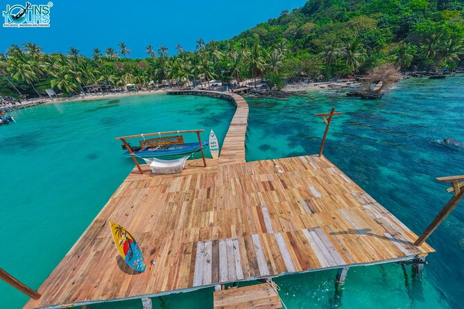 Trip 3 : 3 Islands by boat - Stop 2: Gam Ghi Island for coral reef snorkeling