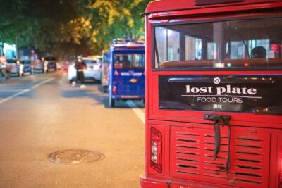 Tuktuk Food Tour Through Chengdu's Local Eats - The Evening Format: How the Tour Paces Your Dinner
