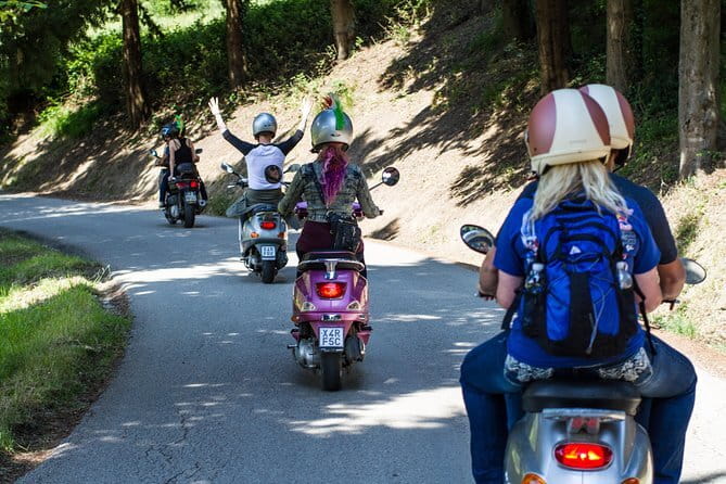 Tuscany Vespa Tour: Lunch & Wine Tasting, Countryside Roads - Cost, Timing, and Group Size: Is It Good Value?