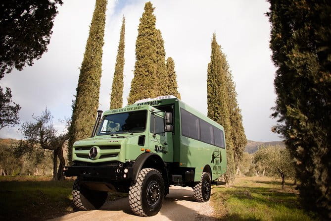 Tuscany Wine Tour: 2 Wineries & San Gimignano from Florence - San Gimignano free time: Medieval Manhattan, minus the rush