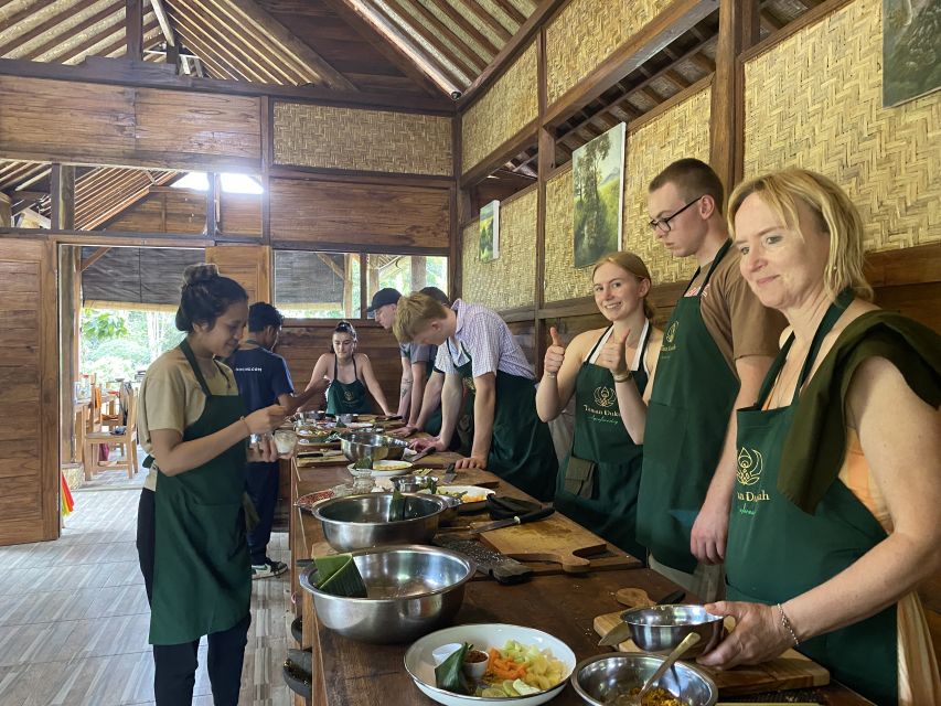 Ubud: Balinese Cooking Class at an Organic Farm - Vegetarian menu: gado gado, opor tempe, and vegan sate lilit