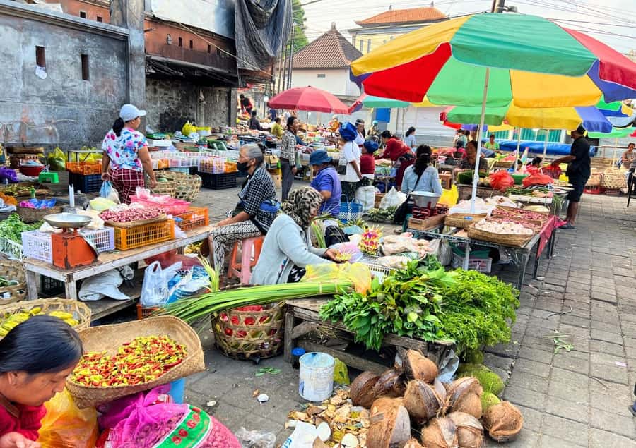 Ubud: Balinese Cooking Class at an Organic Farm - Price and logistics: is $32 really good value?