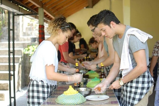 Ubud Cooking Class Bali with Balinese Chef - Market Morning at Ubud Traditional Art Market