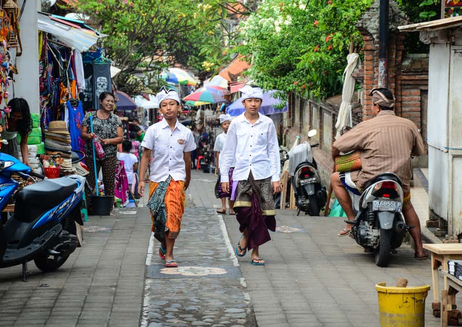 Ubud: Monkey Forest, Ceking Rice Terraces and More– Full Day - Ubud Palace and the Traditional Art Market: culture, shopping breaks, and easy pacing