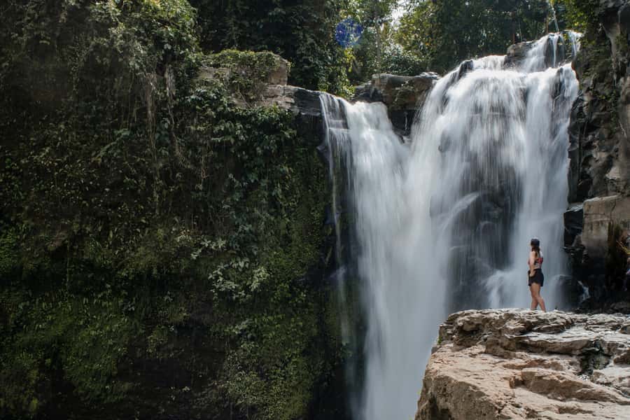 Ubud: Monkey Forest, Ceking Rice Terraces and More– Full Day - Tegenungan Waterfall: a refreshing start with real presence