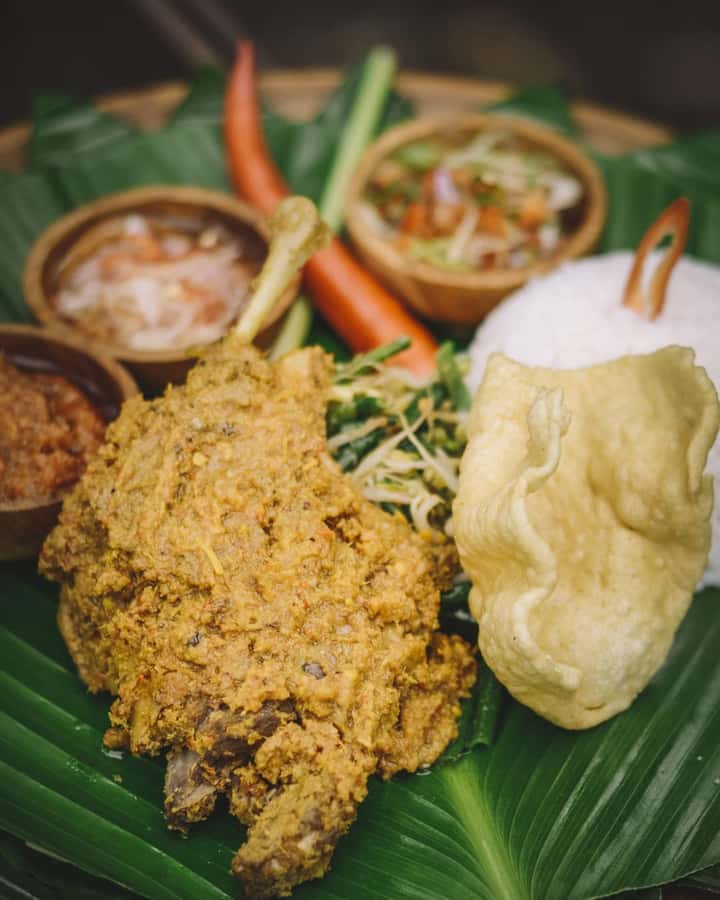 Ubud: Private Scenic Waterfalls and Rice Terraces Tour - What’s included (and what to budget for)