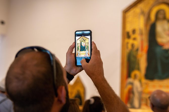 Uffizi Gallery Skip The Line Ticket or Guided Tour Options - Leonardo’s Annunciation and Michelangelo’s Doni Tondo: what to listen for