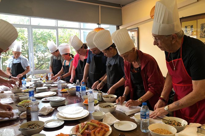 Vietnamese Food Cooking Class in Hanoi with Market Experience - Choosing from 9 chef-suggested dishes (and why that’s smart)