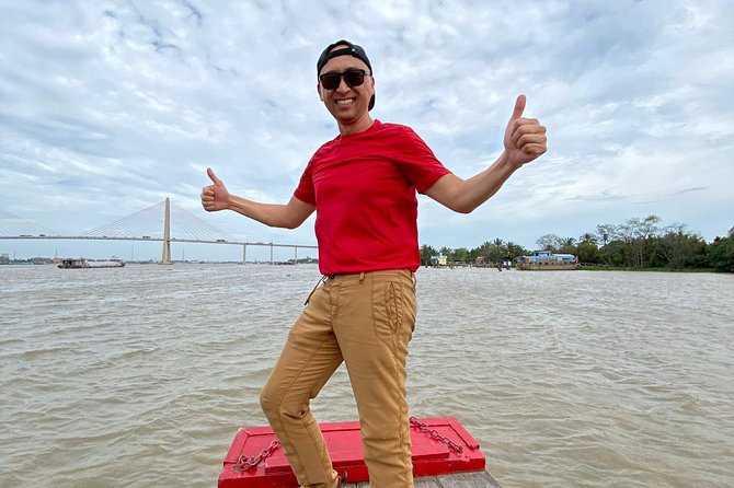 VIP Tour Cuchi Tunnels & Mekong Delta Cruise Full Day Group 12pax - My Tho and the Mekong boat ride to a bee farm: beyond the selfie stops