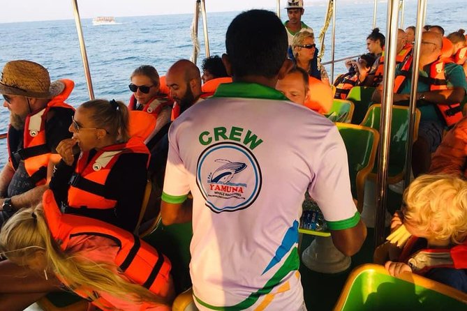 Whales and Dolphins Watching-Luxury Super Grade Cruiser(Hotel Pick up offered) - Getting There Early: Why 6:30 AM Works