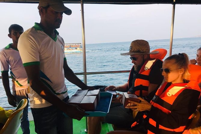 Whales and Dolphins Watching-Luxury Super Grade Cruiser(Hotel Pick up offered) - Price and Value: Is $65 Worth It From Galle?